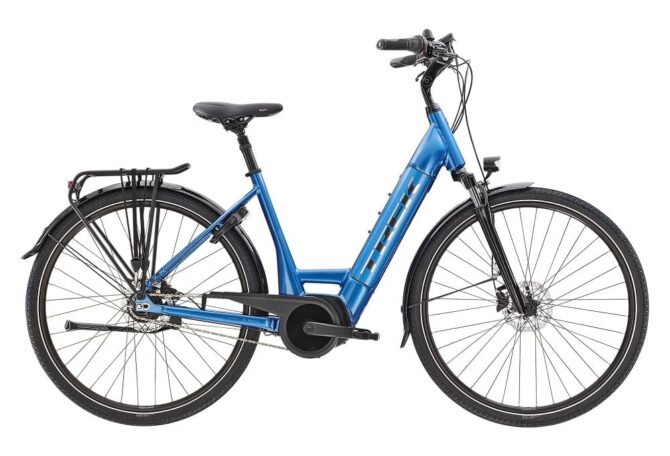 Velo de Ville Electrique Trek District 6 Lowstep Shimano Nexus 7V 400 Wh 700mm Bleu Alpine 2022 1 1.jpeg