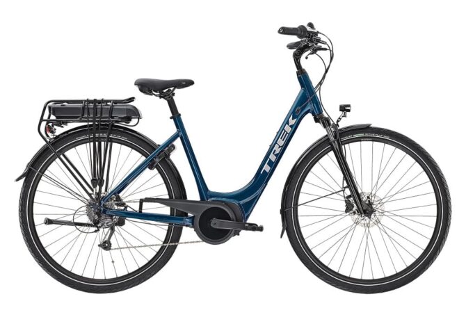 Velo de Ville Electrique Trek Verve 1 Lowstep Shimano Altus 8V 500 Wh Bleu 2022 1.jpg