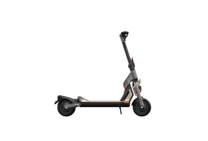 Trottinette electrique Ninebot Kickscooter GT2.jpg